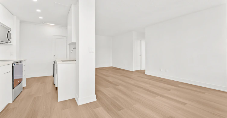 60 Tyndall Avenue, Toronto, ON, M6K 2E5 - 5