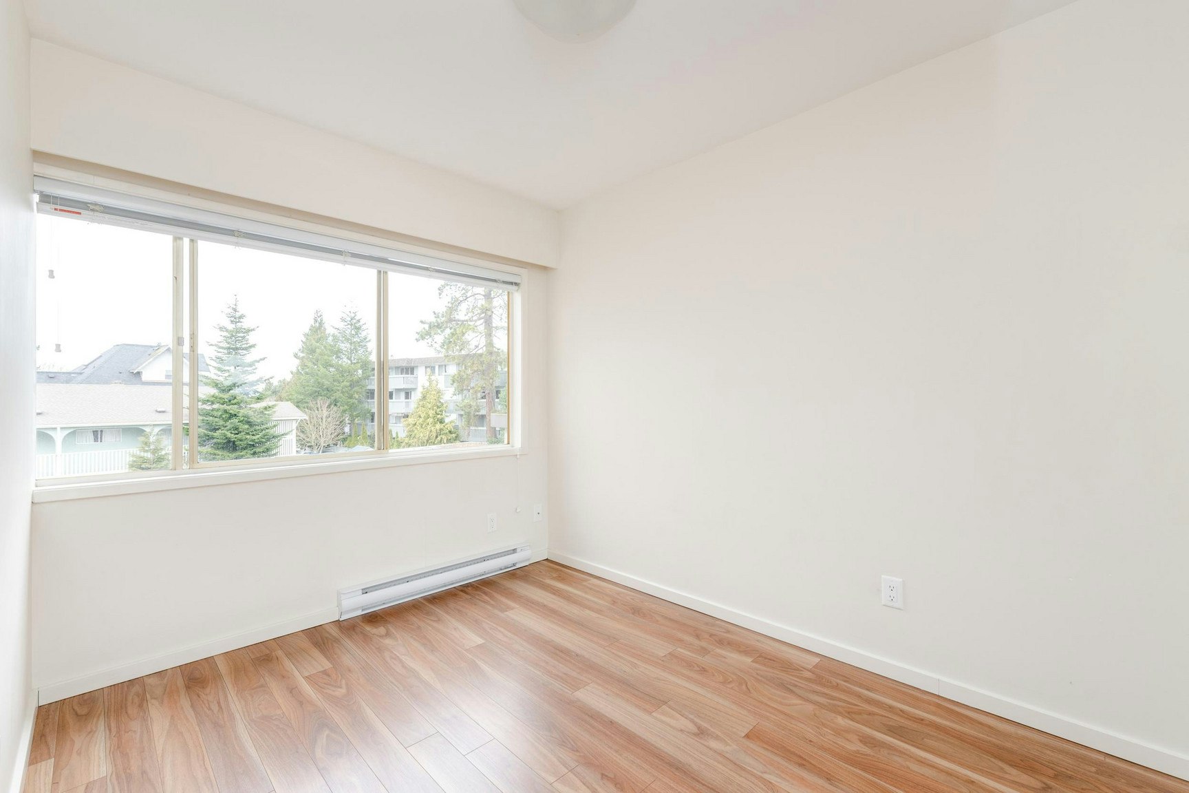 203-1300 Yates Street, Victoria, BC, V8S 1Z9 - 5
