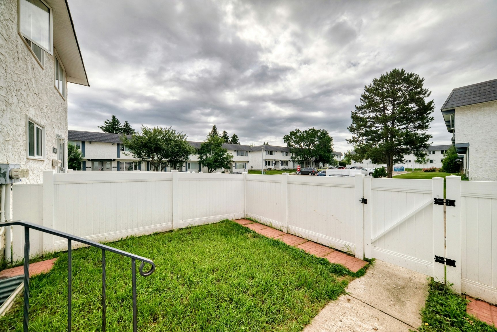11447 22 Avenue NW, Edmonton, AB, T6J 4V8 - 19