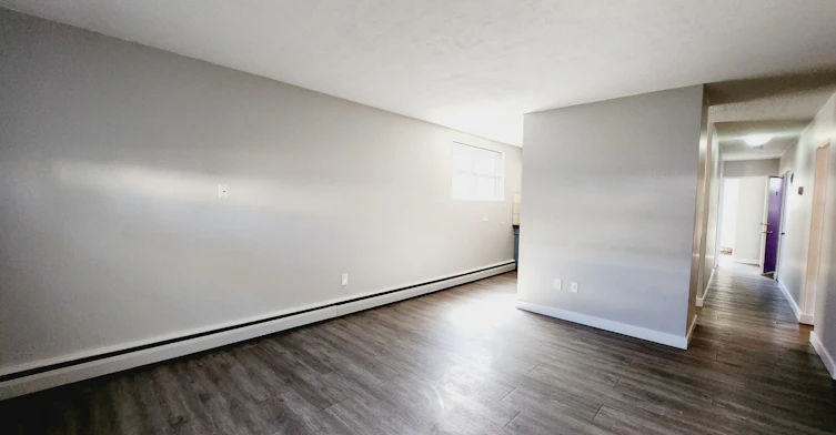 2-10010 154 Street NW, Edmonton, AB, T5P 2G9 - 4