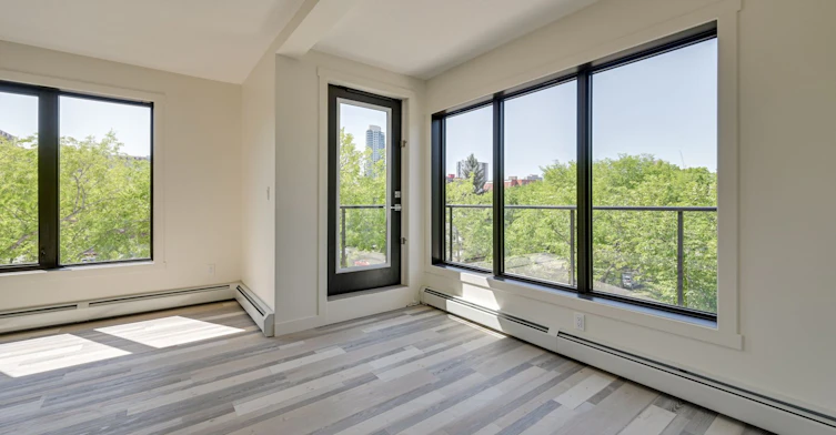 11720 103 Avenue, Edmonton, AB, T5K 0S7 - 16