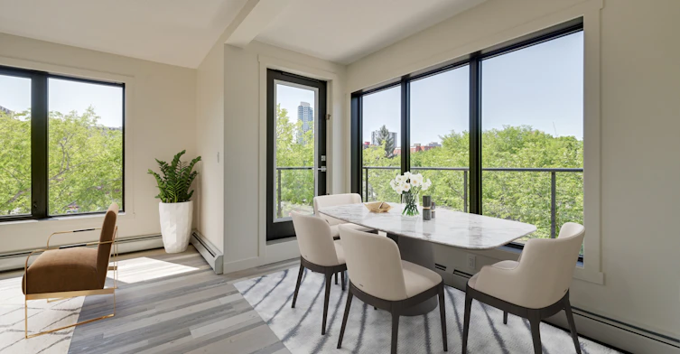 11720 103 Avenue, Edmonton, AB, T5K 0S7 - 4