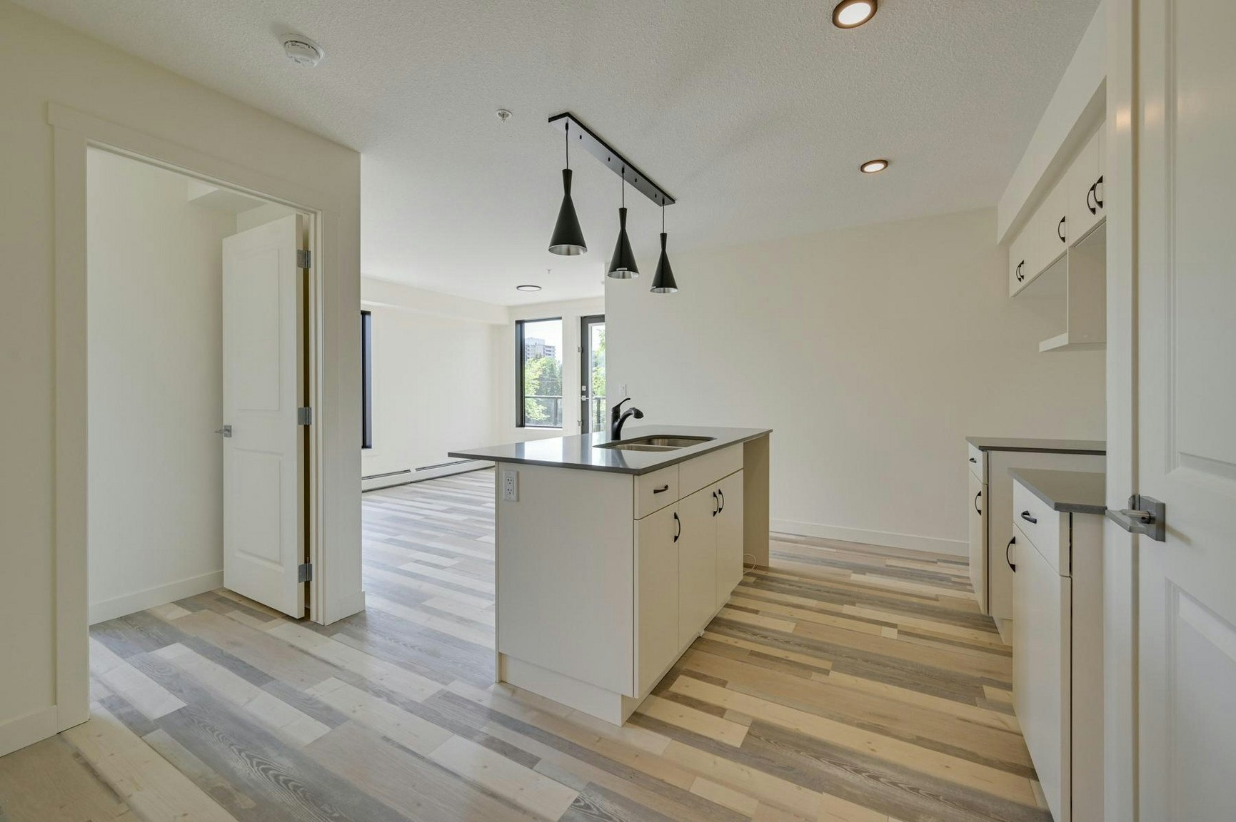 11720 103 Avenue, Edmonton, AB, T5K 0S7