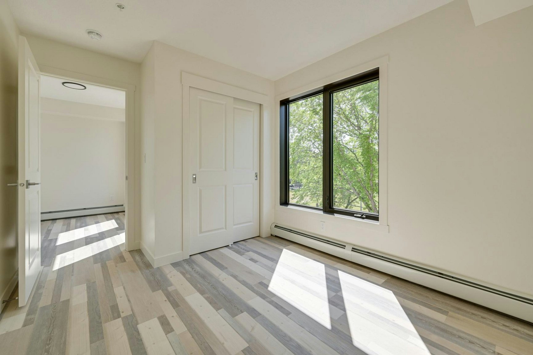 11720 103 Avenue, Edmonton, AB, T5K 0S7 - 8