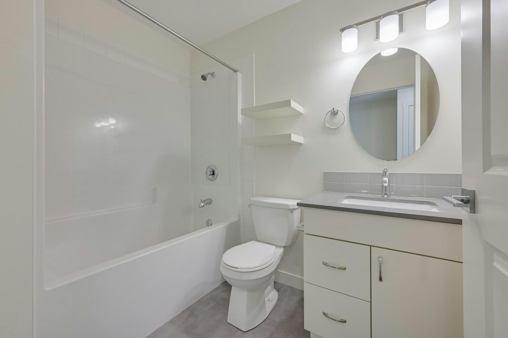 11720 103 Avenue, Edmonton, AB, T5K 0S7 - 12