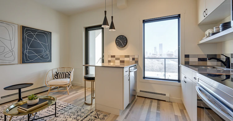 11720 103 Avenue, Edmonton, AB, T5K 0S7 - 4