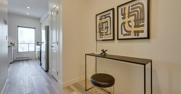 11720 103 Avenue, Edmonton, AB, T5K 0S7 - 8