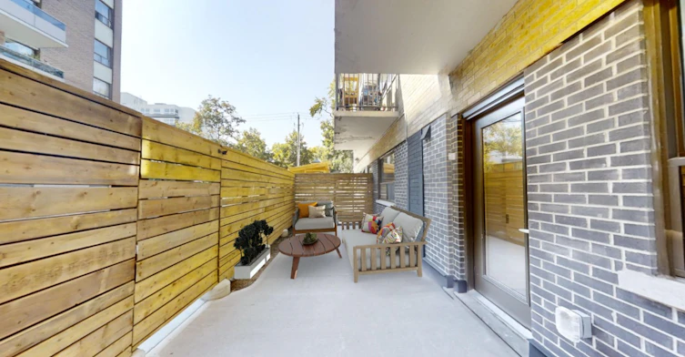 47 Spencer Avenue, Toronto, ON, M6K 2K2 - 6