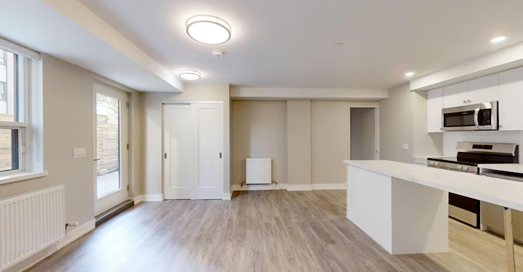 47 Spencer Avenue, Toronto, ON, M6K 2K2