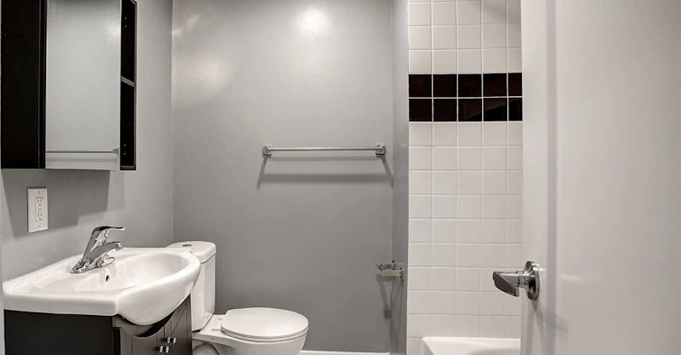 87 Jameson Avenue, Toronto, ON, M6K 2W8 - 3
