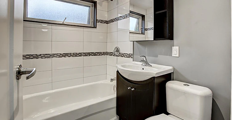 118 Tyndall Avenue, Toronto, ON, M6K 2E7 - 3