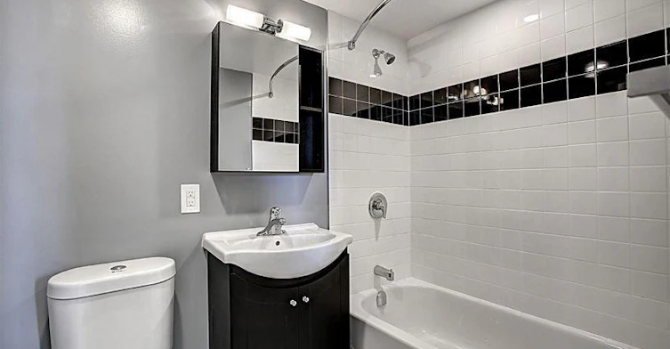 200 Jameson Avenue, Toronto, ON, M6K 2Z6 - 4