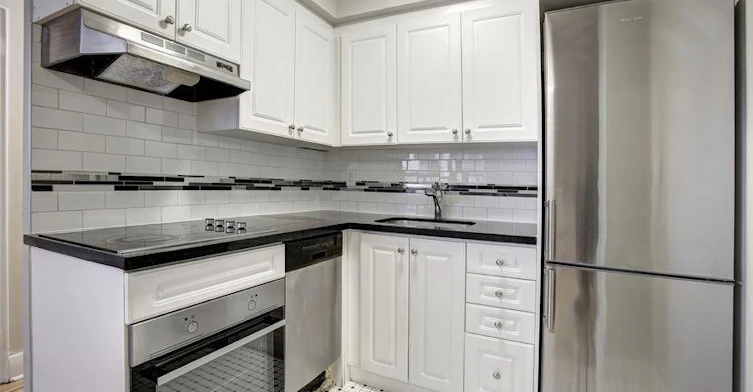 200 Jameson Avenue, Toronto, ON, M6K 2Z6 - 3