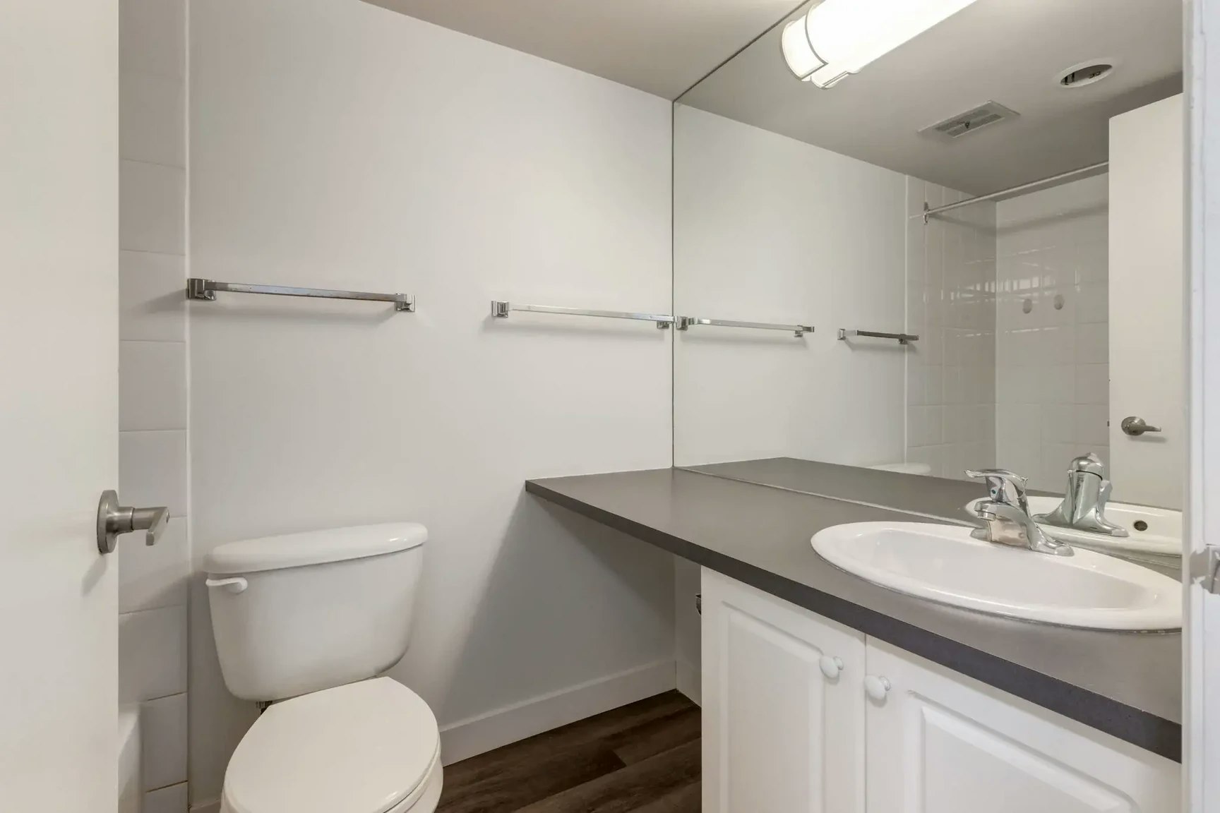 409-727 1st Avenue NW, Calgary, AB, T2N 0A2 - 16
