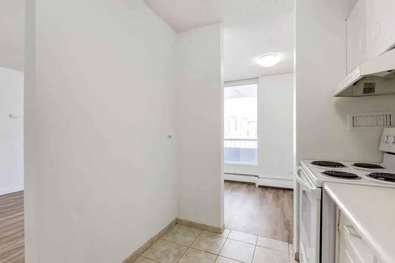 205-2010 Hope Street SW, Calgary, AB, T2S 2H1 - 5
