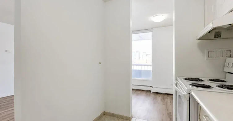 205-2010 Hope Street SW, Calgary, AB, T2S 2H1 - 5