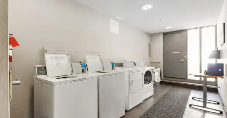 205-2010 Hope Street SW, Calgary, AB, T2S 2H1 - 82