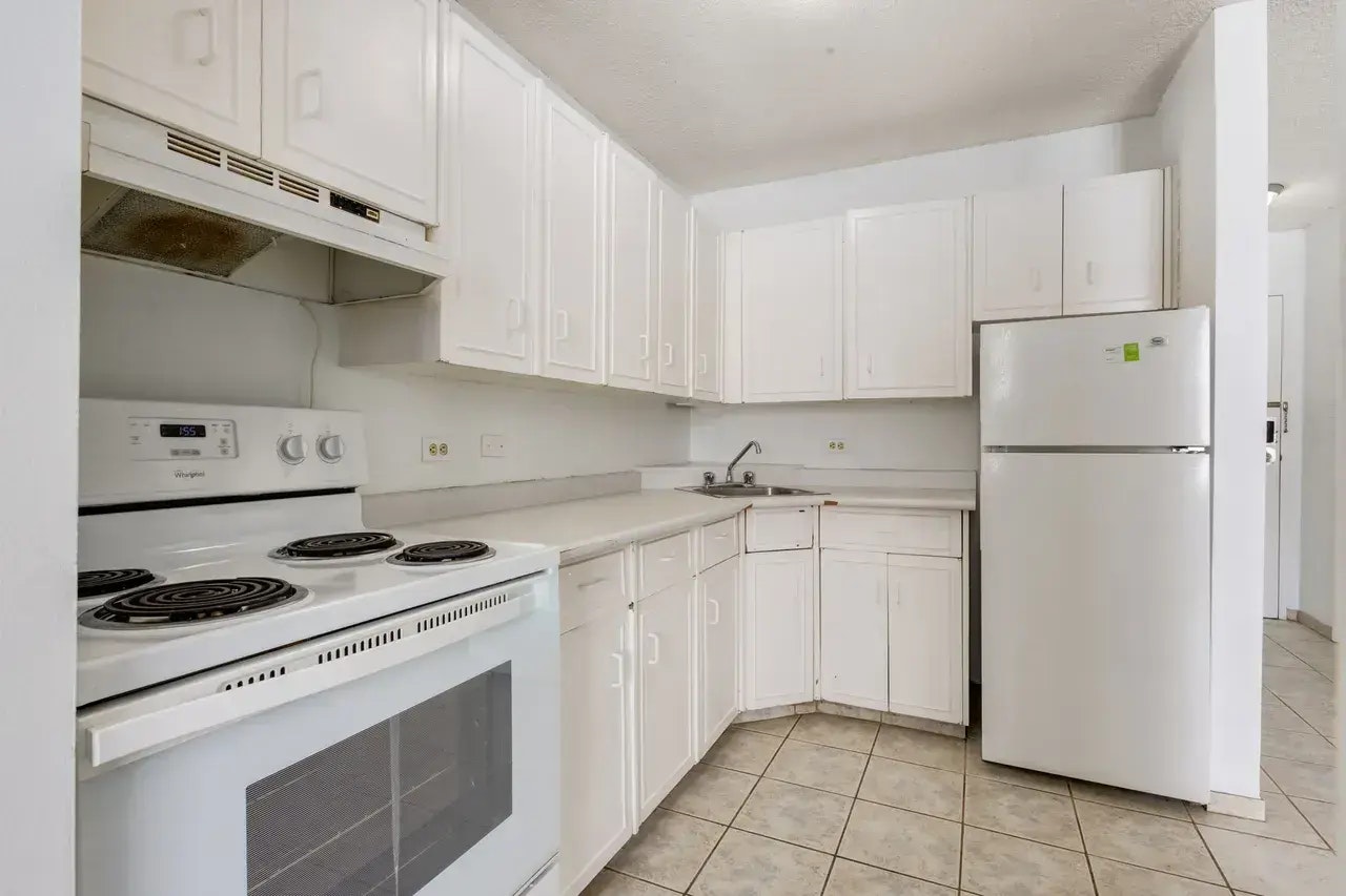 205-2010 Hope Street SW, Calgary, AB, T2S 2H1 - 3
