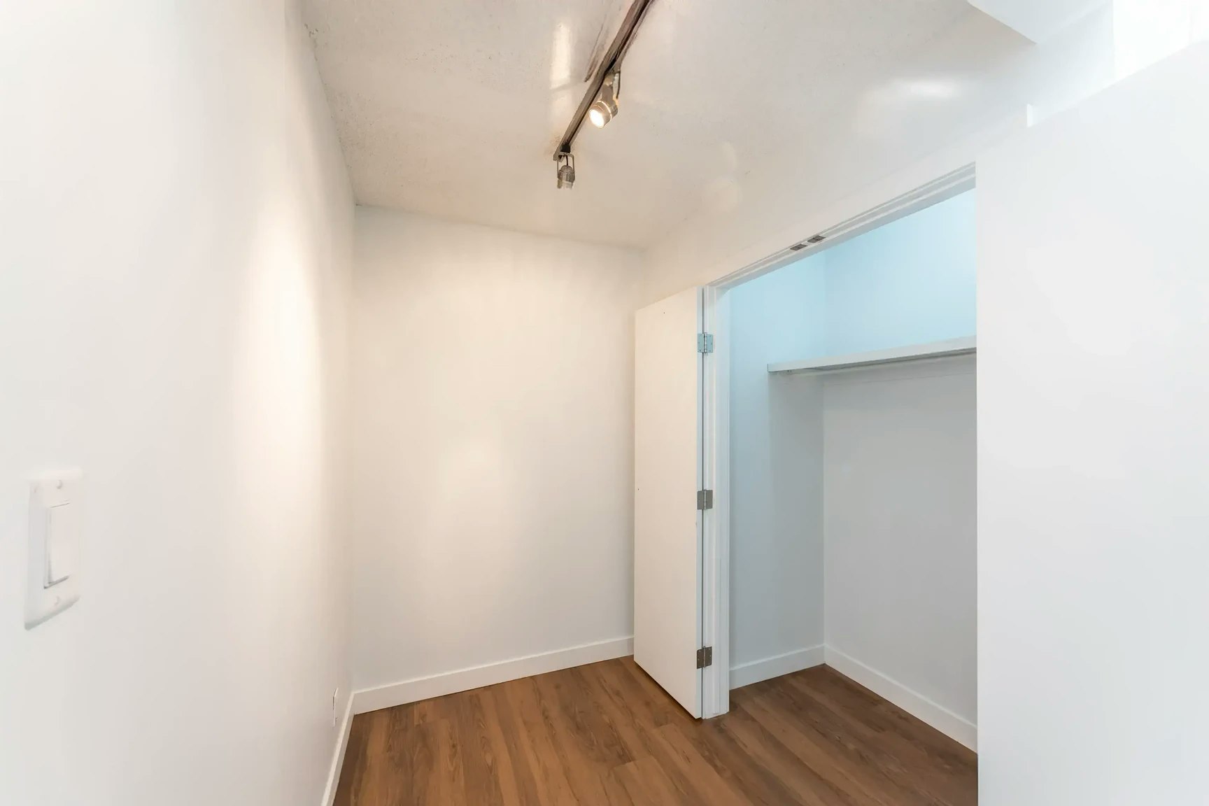 205-2010 Hope Street SW, Calgary, AB, T2S 2H1 - 71