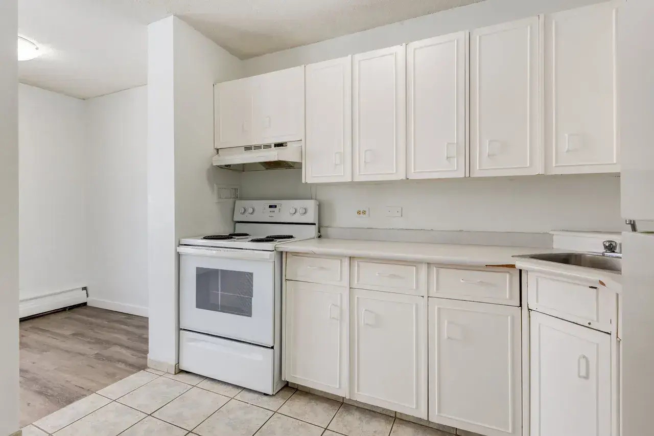 205-2010 Hope Street SW, Calgary, AB, T2S 2H1 - 4