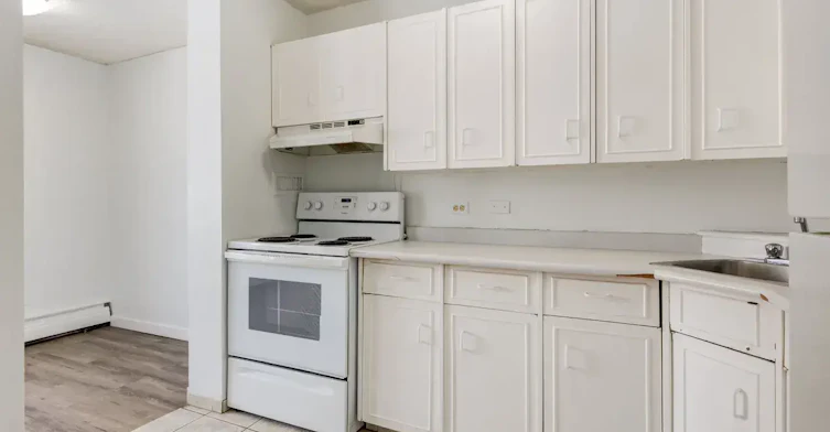 205-2010 Hope Street SW, Calgary, AB, T2S 2H1 - 4