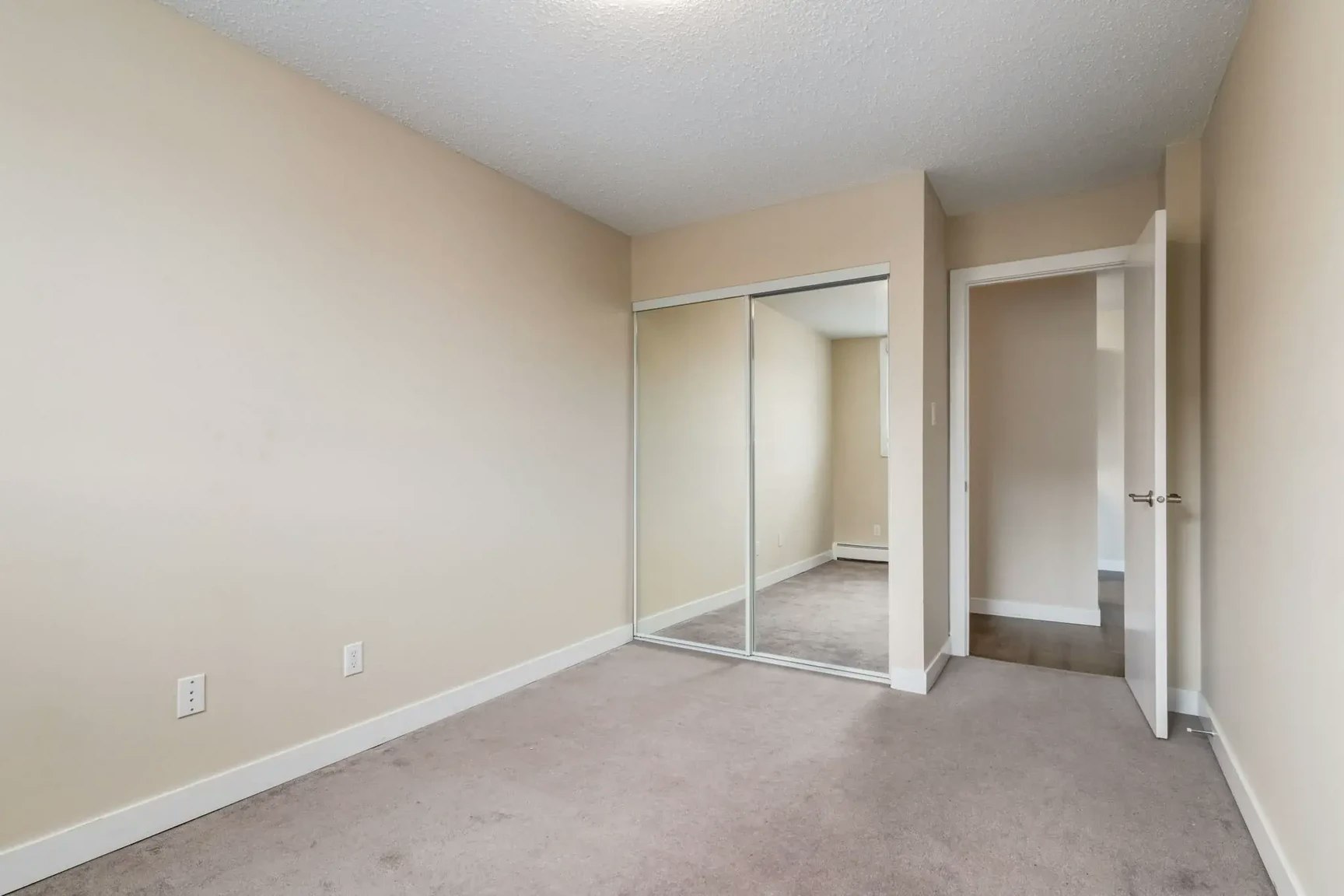 207-540 57 Avenue SW, Calgary, AB, T2V 0H2 - 17