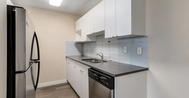 207-540 57 Avenue SW, Calgary, AB, T2V 0H2 - 13