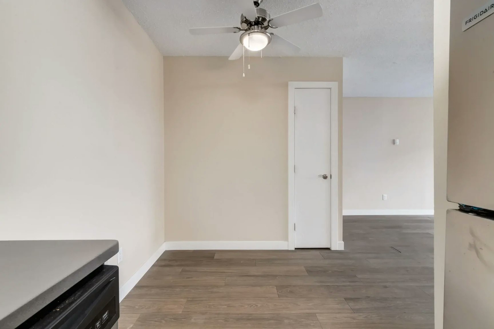 207-540 57 Avenue SW, Calgary, AB, T2V 0H2 - 10
