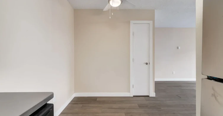 207-540 57 Avenue SW, Calgary, AB, T2V 0H2 - 10