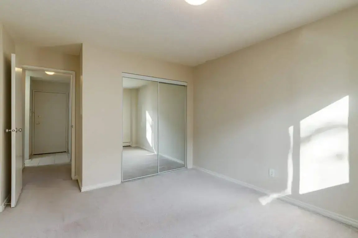207-540 57 Avenue SW, Calgary, AB, T2V 0H2 - 32