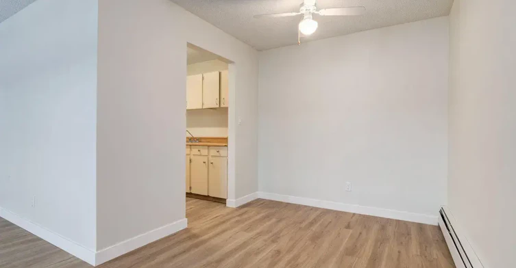 113-35 Glengrove Close SW, Calgary, AB, T3E 6T1 - 14