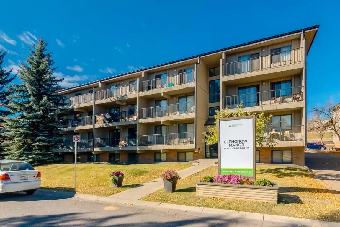 113-35 Glengrove Close SW, Calgary, AB, T3E 6T1 - 29