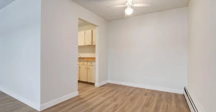 114-35 Glengrove Close SW, Calgary, AB, T3E 6T1 - 14