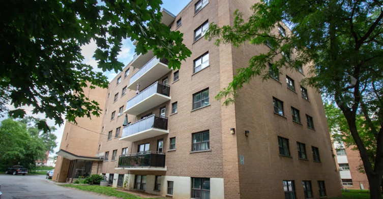 384 St Paul Street, Burlington, ON, L7R 3K4 - 2