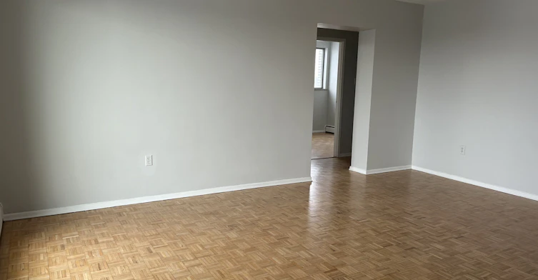 2095 Prospect Street, Burlington, ON, L7R 1Z5 - 3