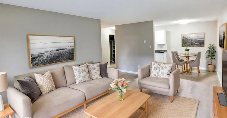 14831 104 Avenue, Surrey, BC, V3R 1M5