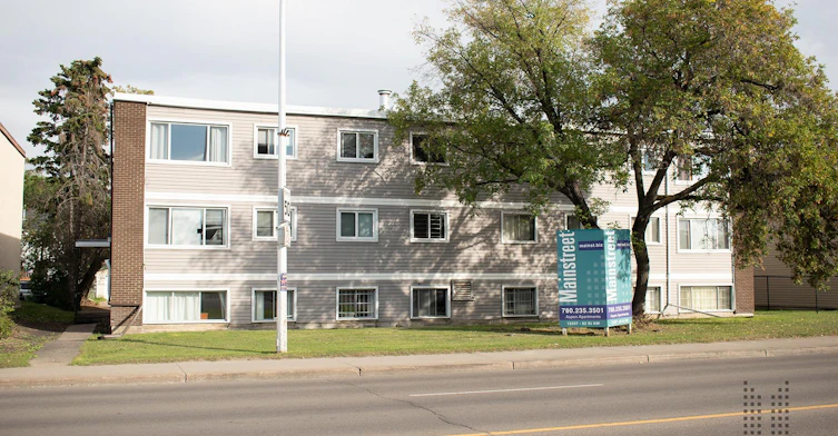 12220 82 Street NW, Edmonton, AB, T5B 2X1 - 10
