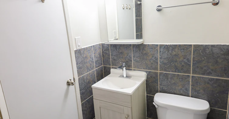 333 17 Avenue SW, Calgary, AB, T2S 0A5 - 16