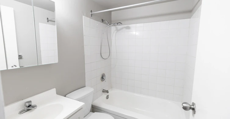1419 17 Avenue NW, Calgary, AB, T2M 0R4 - 19