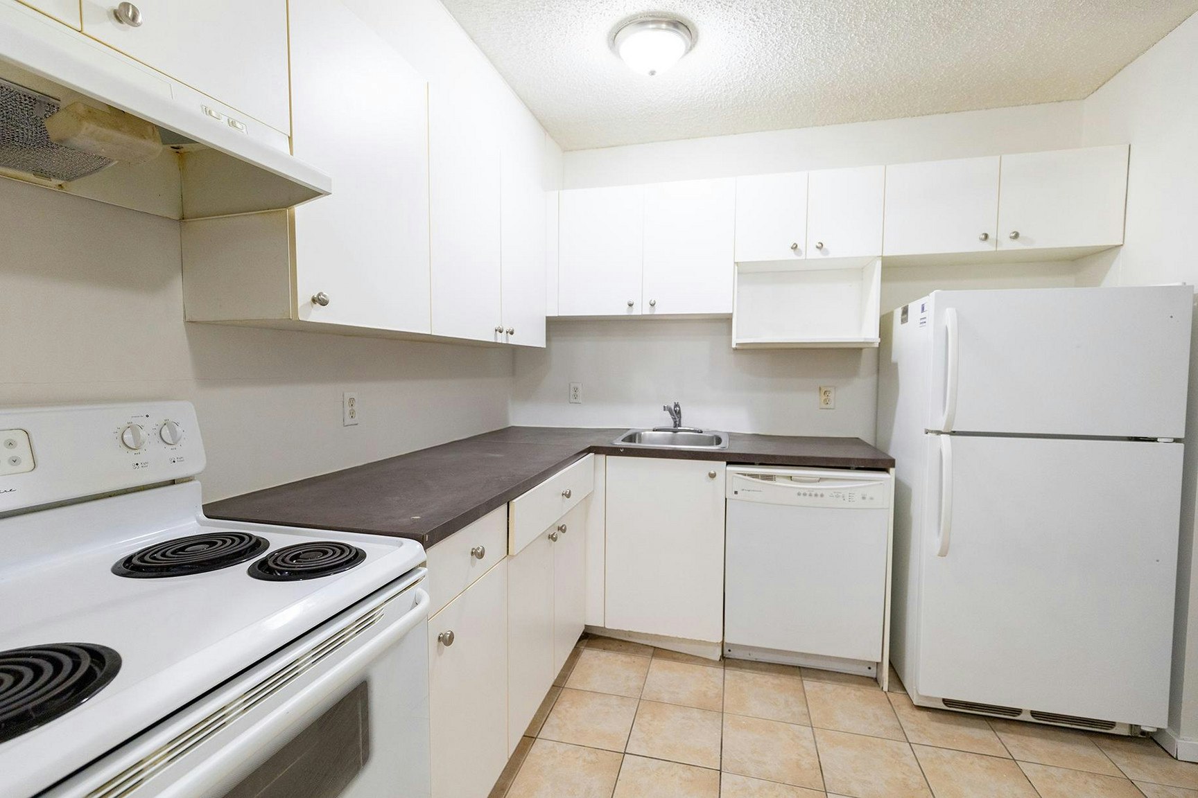 216 Doverglen Crescent SE, Calgary, AB, T2B 2S7 - 14