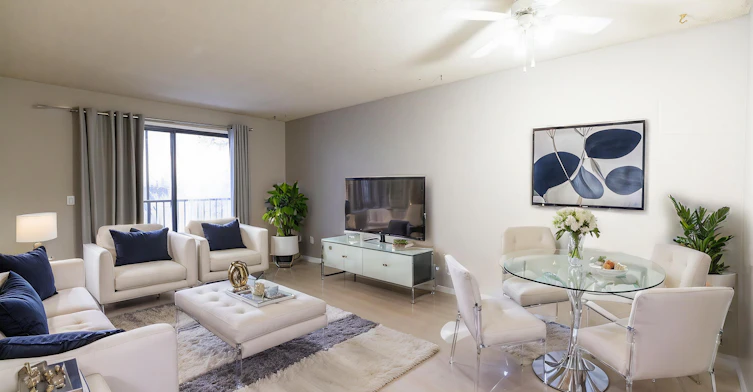 360 Falshire Drive NE, Calgary, AB, T3J 2G3 - 5