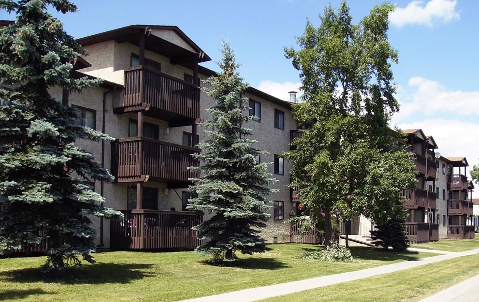 360 Falshire Drive NE, Calgary, AB, T3J 2G3 - 21