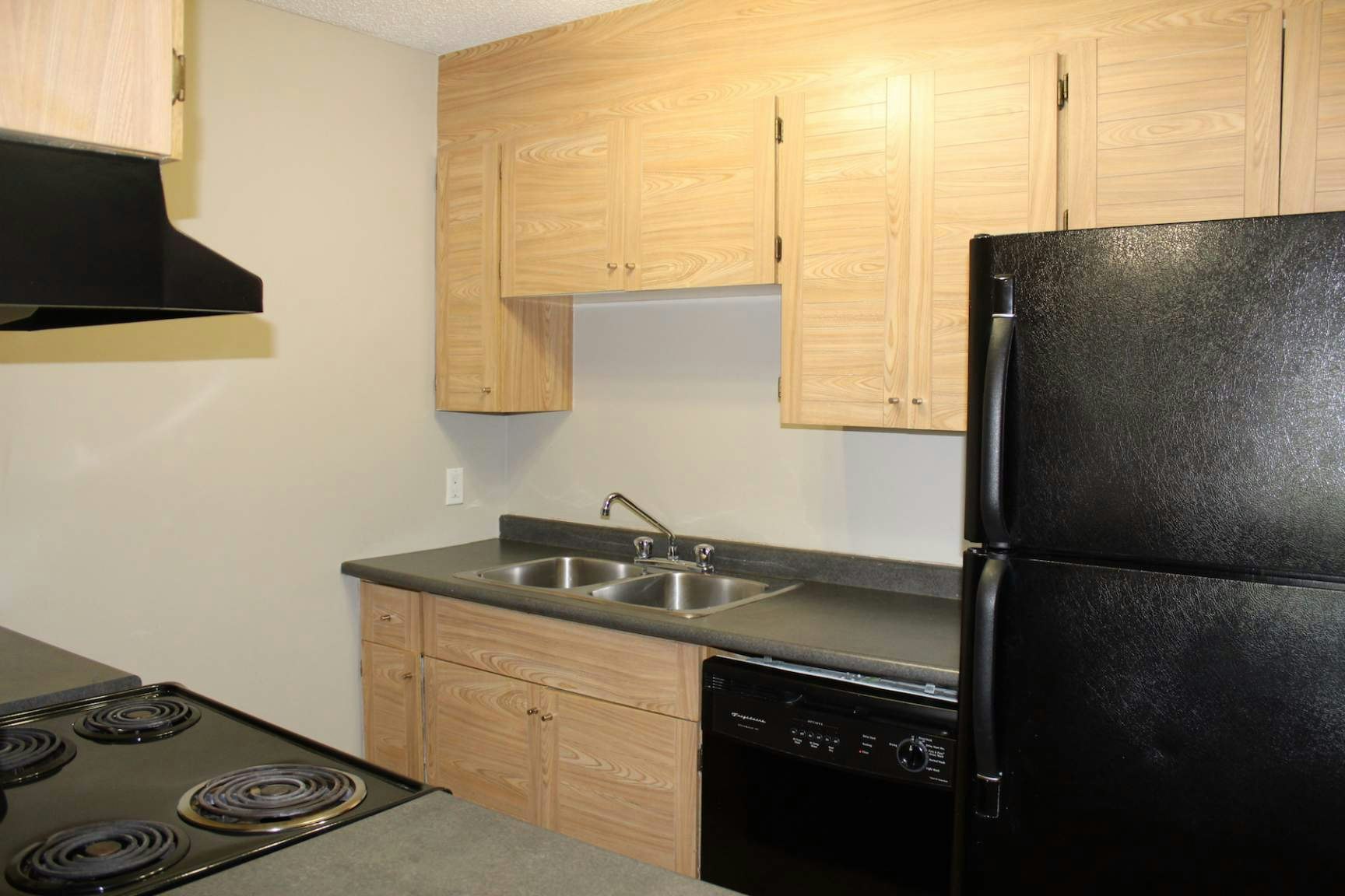 360 Falshire Drive NE, Calgary, AB, T3J 2G3 - 7
