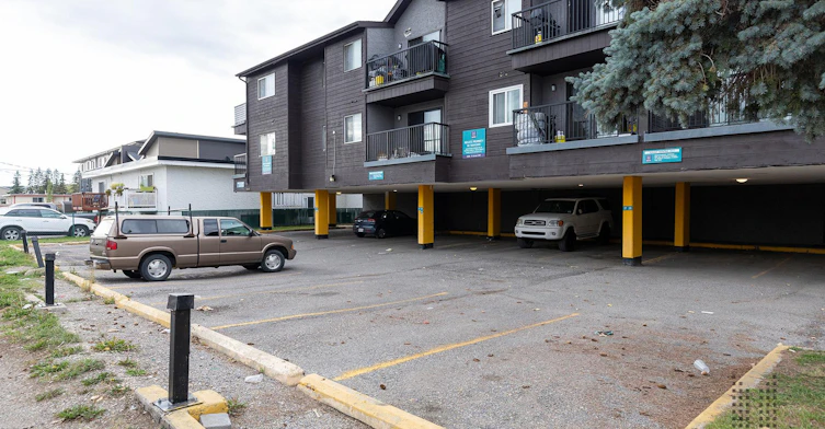 4646 73 Street NW, Calgary, AB, T3B 2M4 - 18