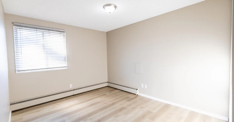 4646 73 Street NW, Calgary, AB, T3B 2M4 - 8