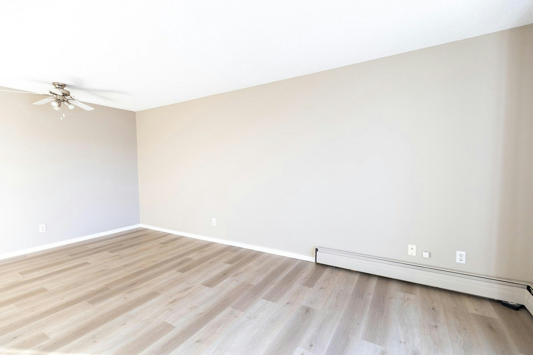 4646 73 Street NW, Calgary, AB, T3B 2M4 - 12