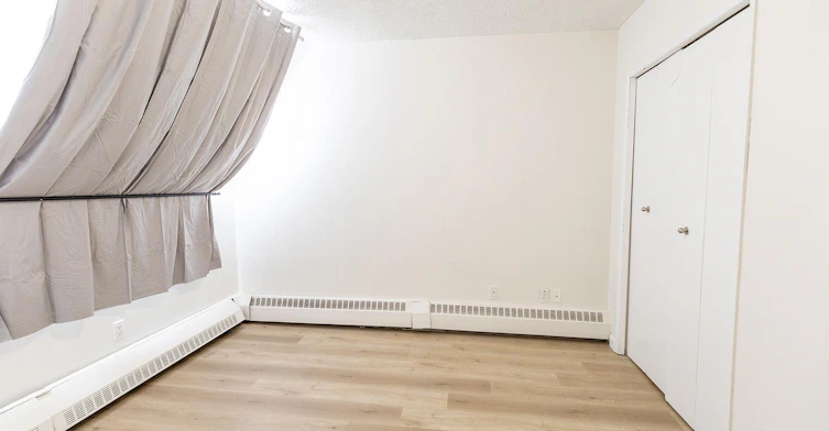 4610 Hubalta Road SE, Calgary, AB, T2B 2P3 - 11