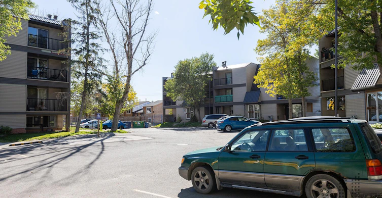 4610 Hubalta Road SE, Calgary, AB, T2B 2P3 - 24