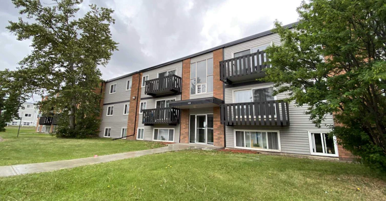107 Village Acres NW, Edmonton, AB, T5C 3C9 - 9