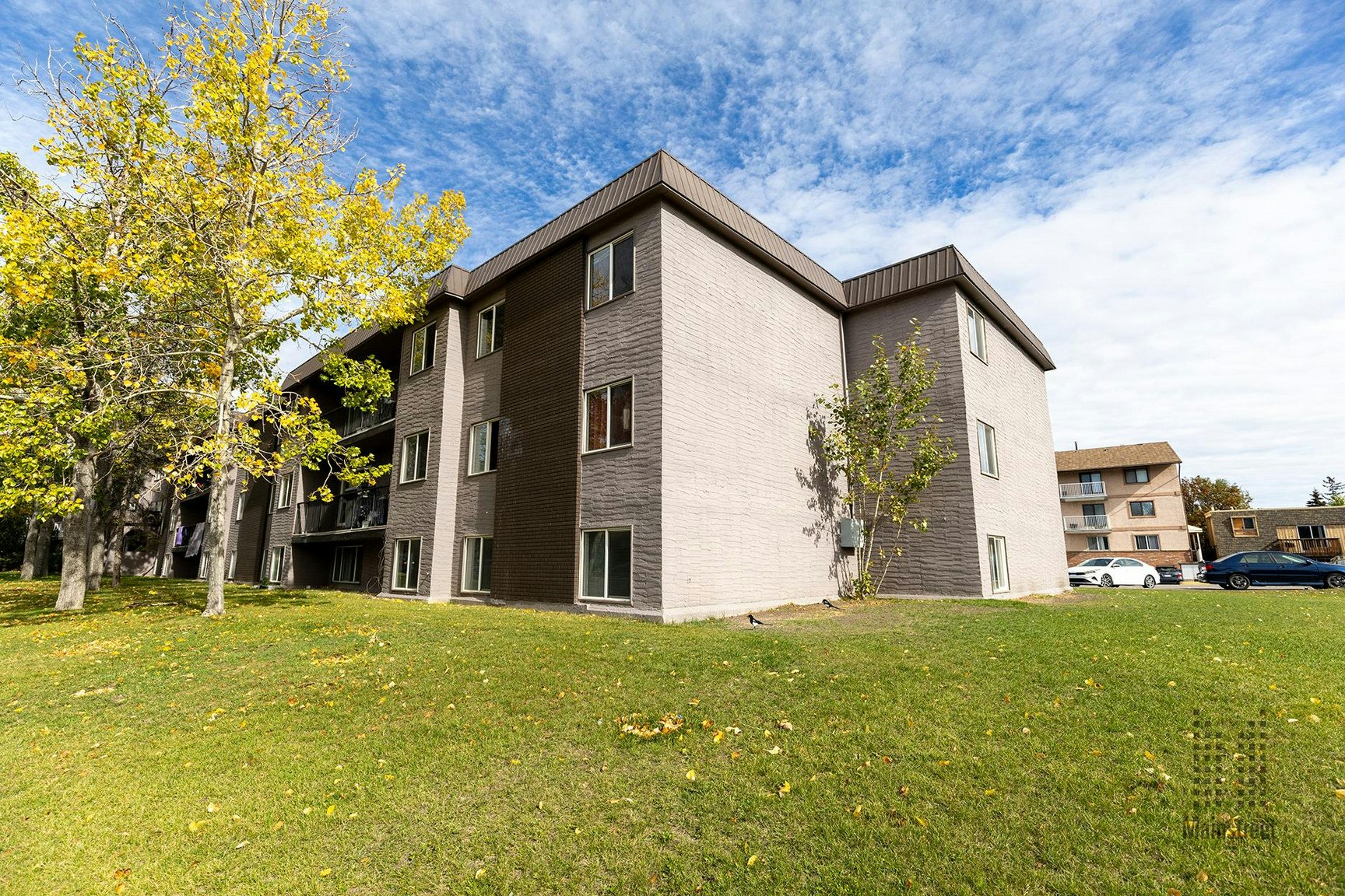 412 Huntsville Crescent NW, Calgary, AB, T2K 5E1 - 13